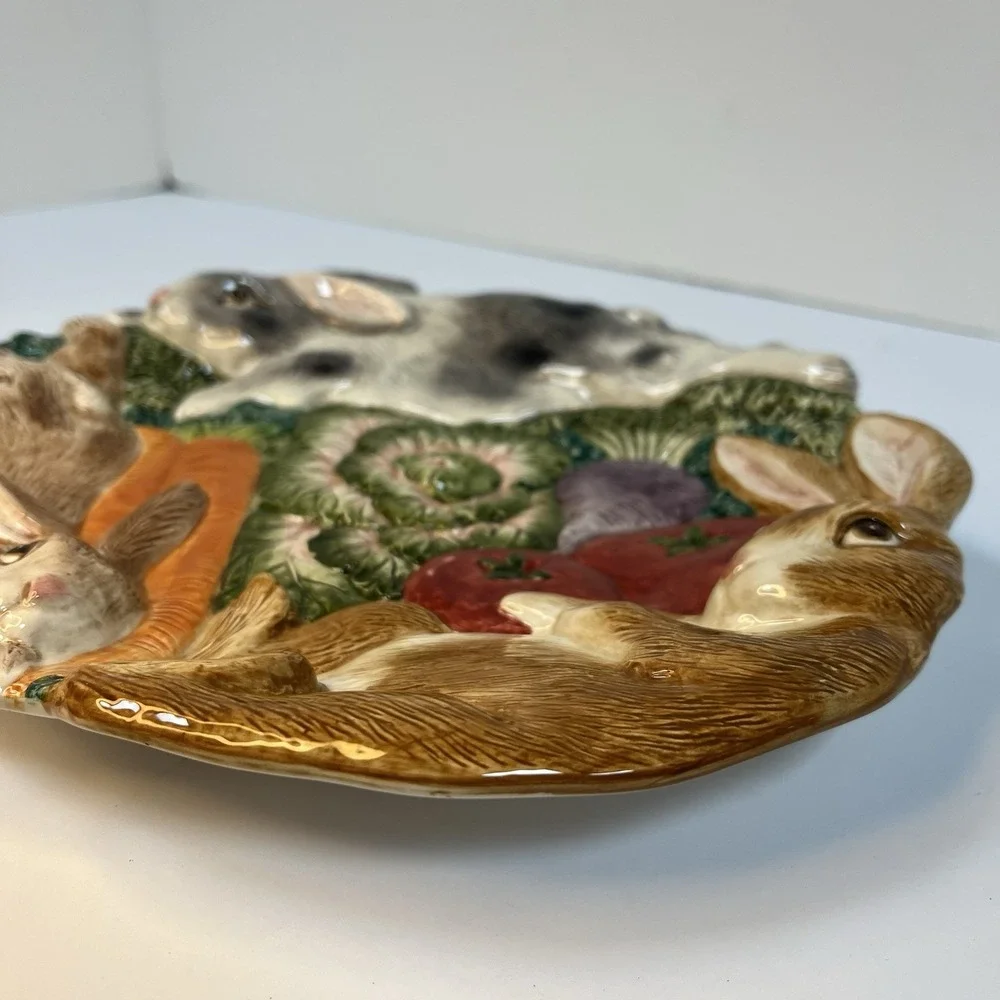 Fitz & Floyd Round Serving Platter English Garden‎ Bunnies Veggies Decorative